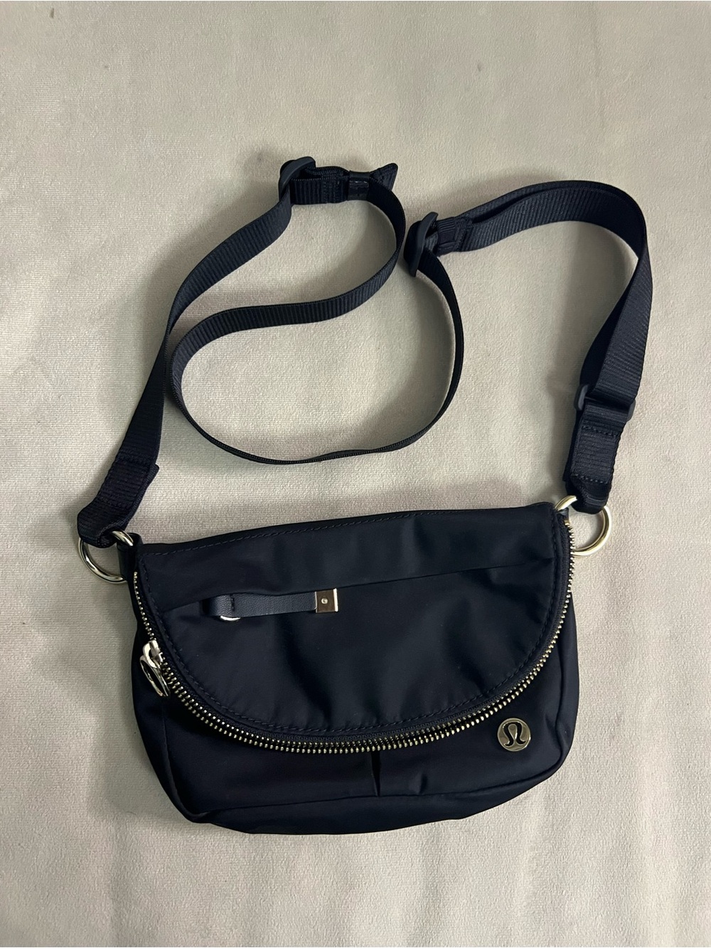 ✨ Lululemon Small Festival Bag Black Nylon Crossbody Travel Everyday Purse